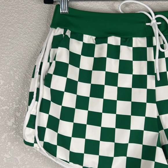 80's Style Summer Drawstring Green & White Checked Summer Shorts Size XL - Picture 2 of 5